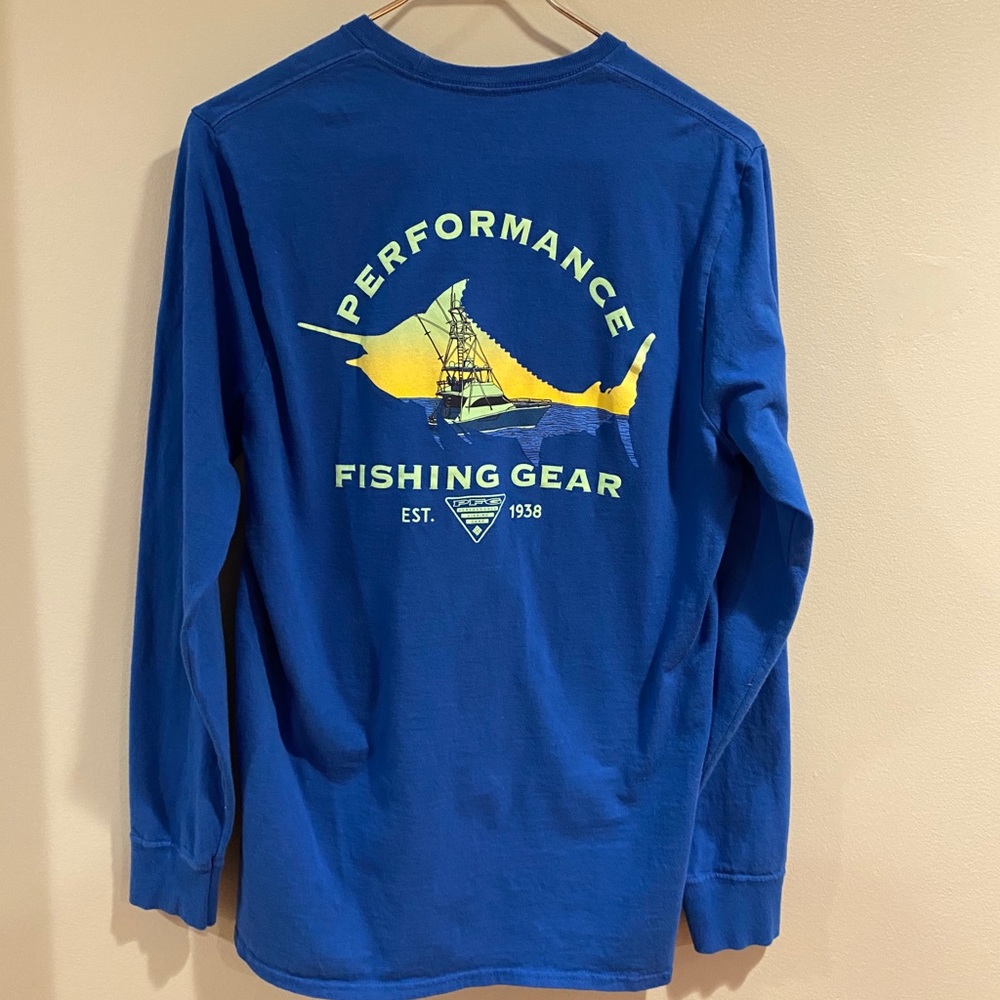Columbia Long Sleeve PFG Fishing.